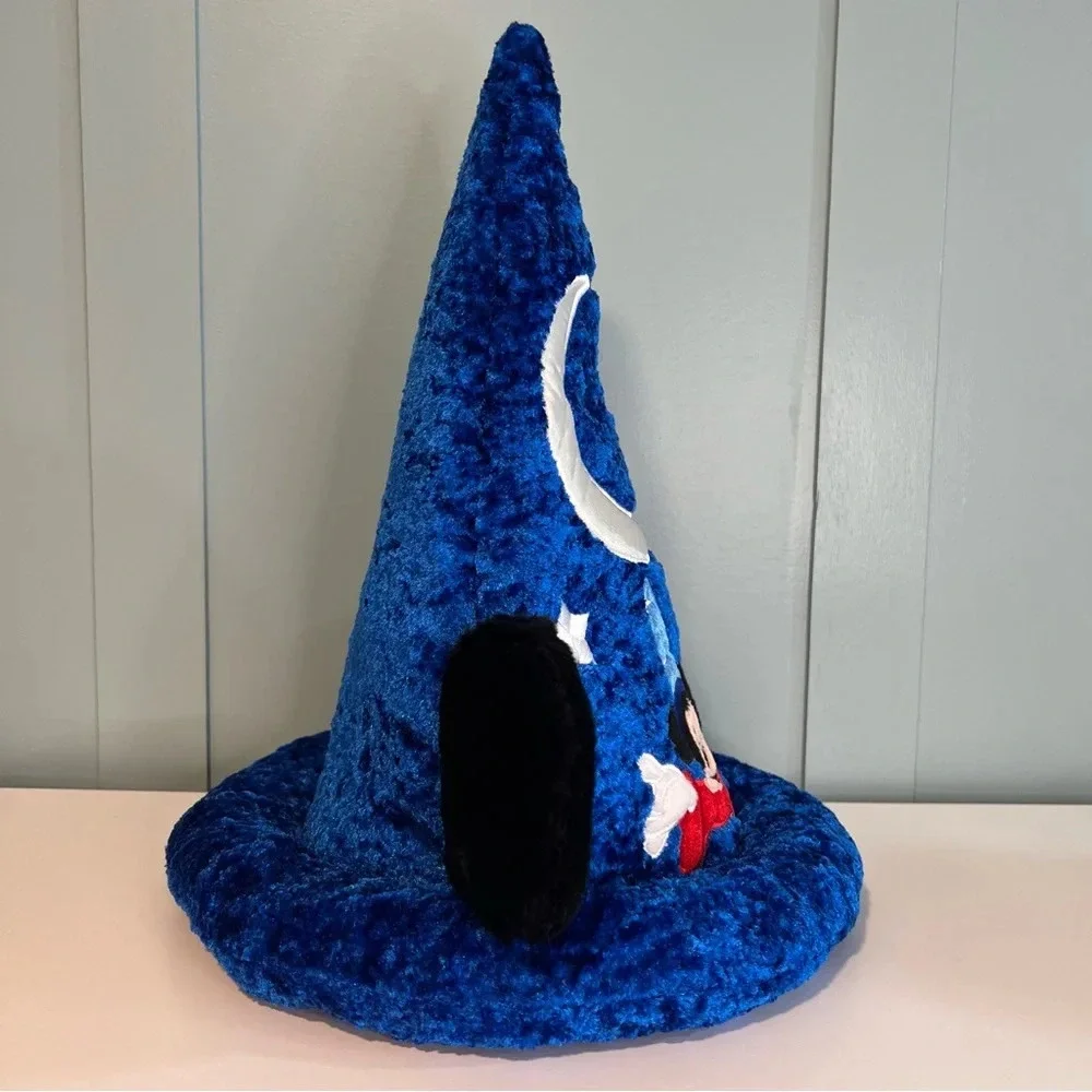 Disney Parks‎ Mickey Mouse Fleece Mouse Ears Embroidered Hat. Size Small.